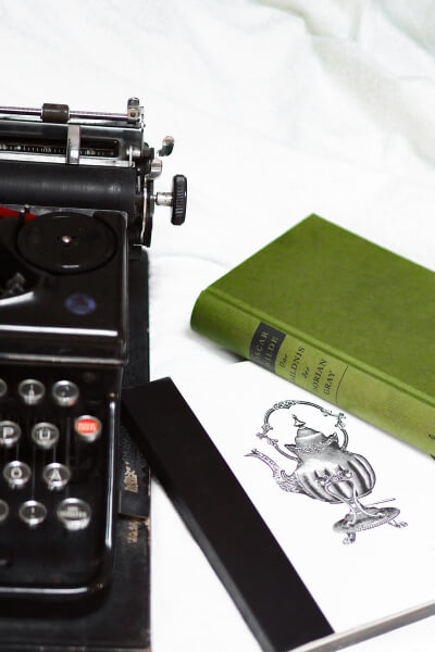 El Ajedrecista Author Book Store Biography Img 1